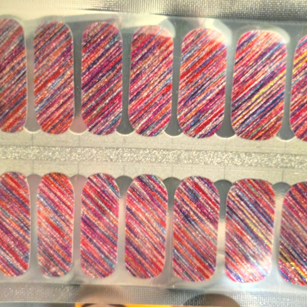 Slash Nail Polish Wraps